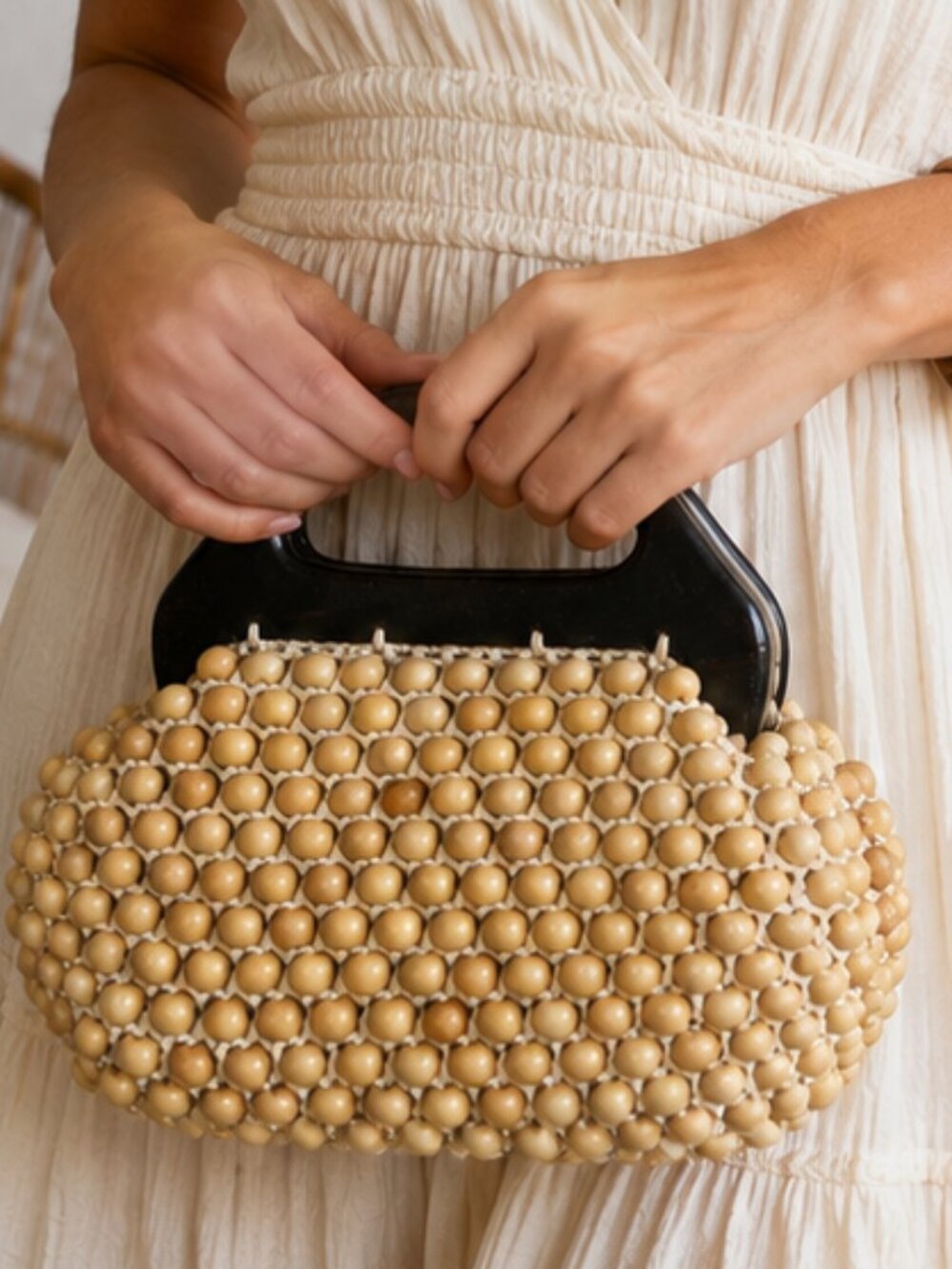 Vintage Japanese Wooden Bead Raffia Handbag Top Handle Purse 1960s Mod Boho